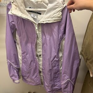 Columbia purple and white rain jacket. White nylon lining.